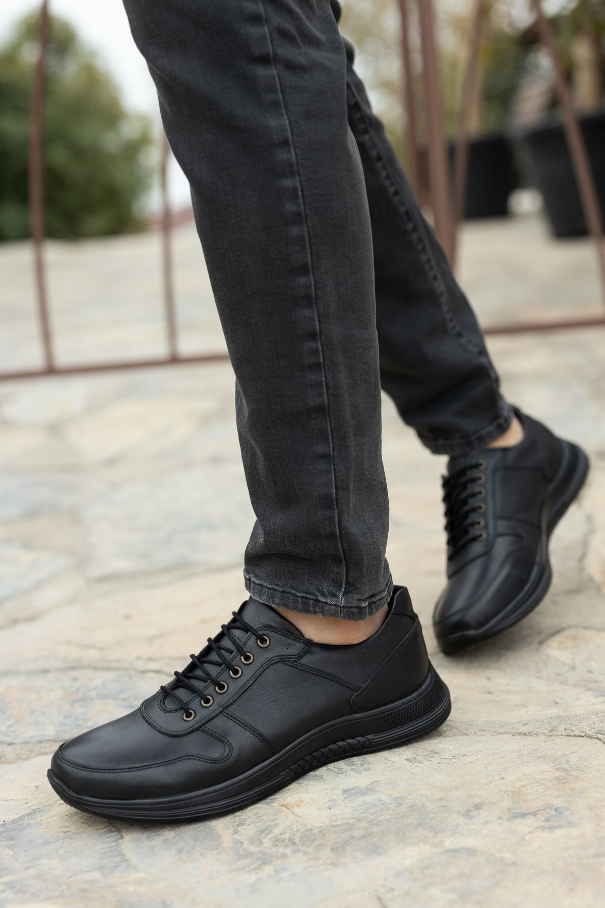 İp Bağcıklı Siyah Cilt Erkek Ayakkabı