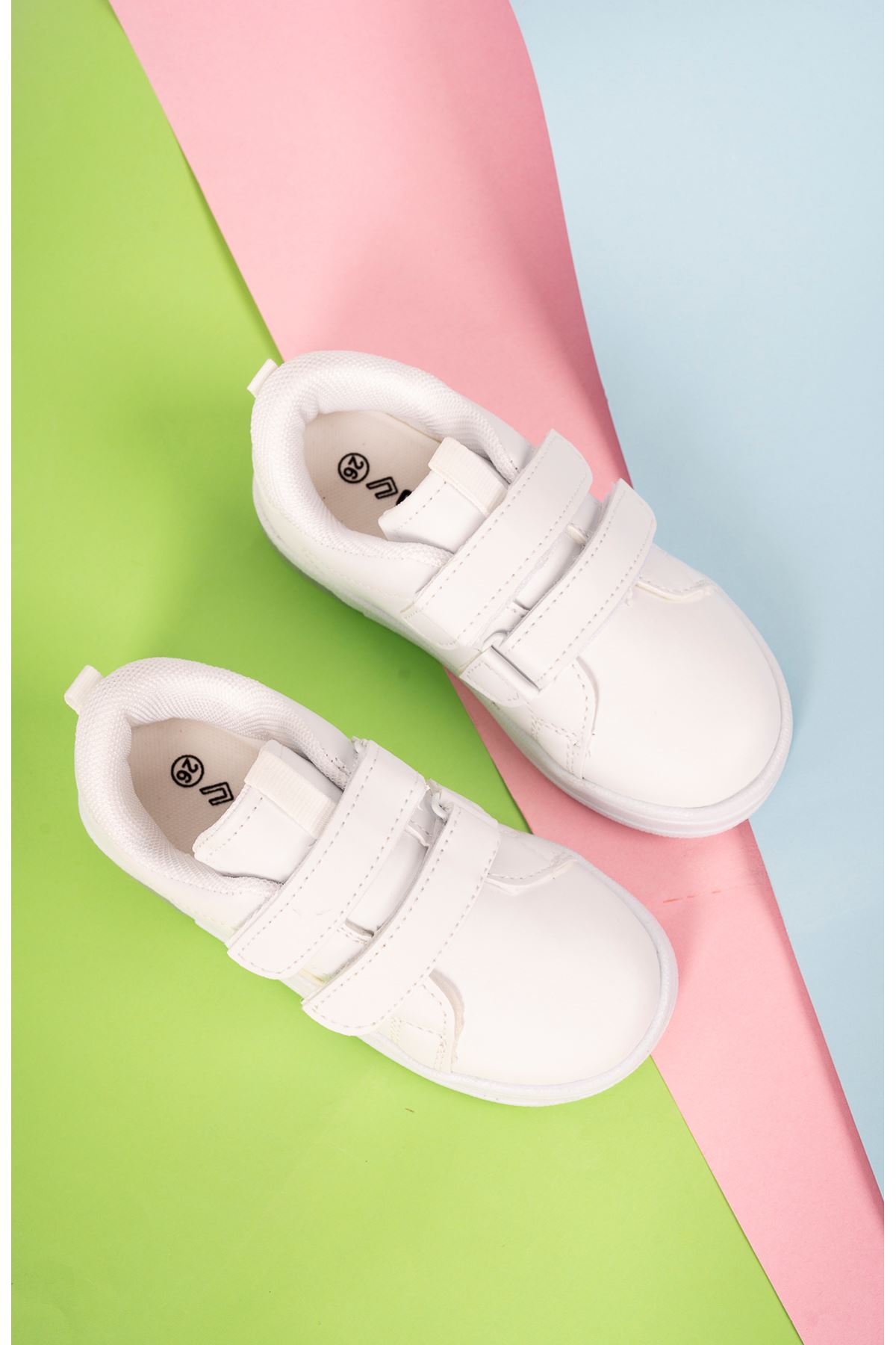 Çift Cırtlı Işıklı Beyaz Çocuk Spor Ayakkabı
