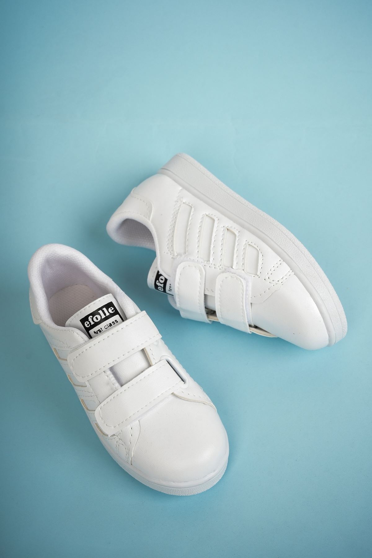 Düz Beyaz Şeritli Çocuk Spor Ayakkabı
