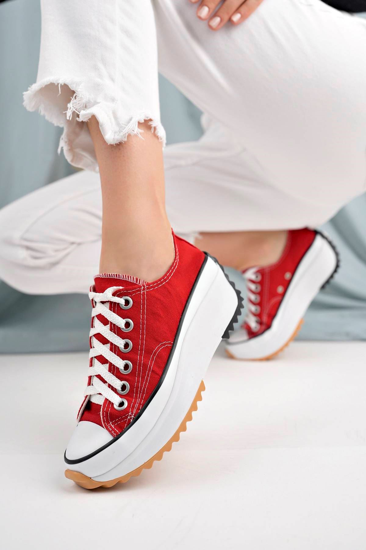 Kalın Taban Kısa Kırmızı Keten Kadın Spor Ayakkabı