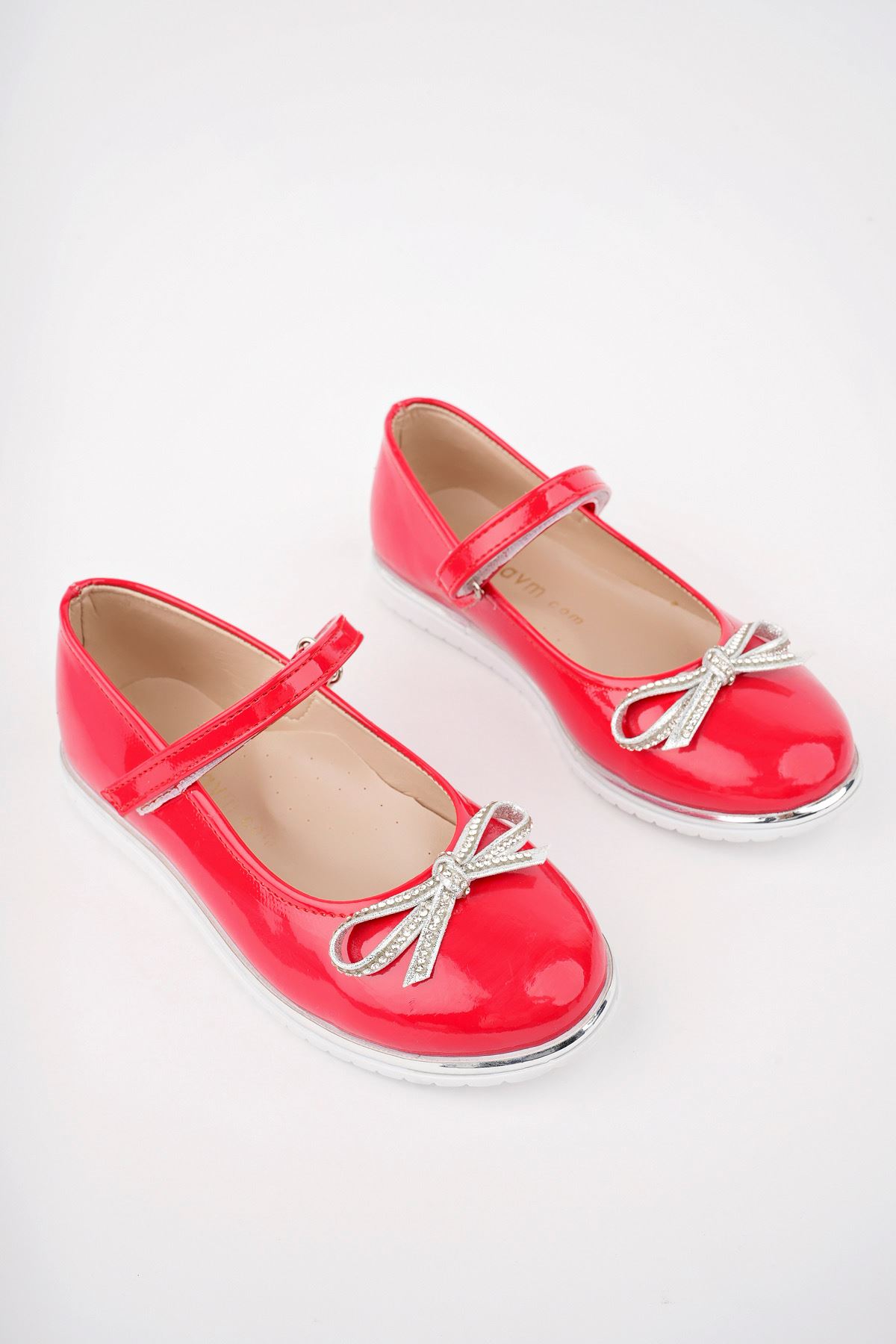 Termo Taban Bıyık Fiyonk Kırmızı Rugan Kız Çocuk Ayakkabı