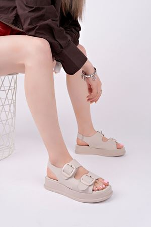 Dolgu Topuk Bej Kadın Ayakkabı