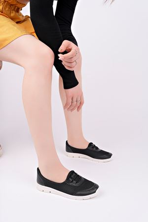 Siyaha Beyaz Taban Aqua Spor Ayakkabı